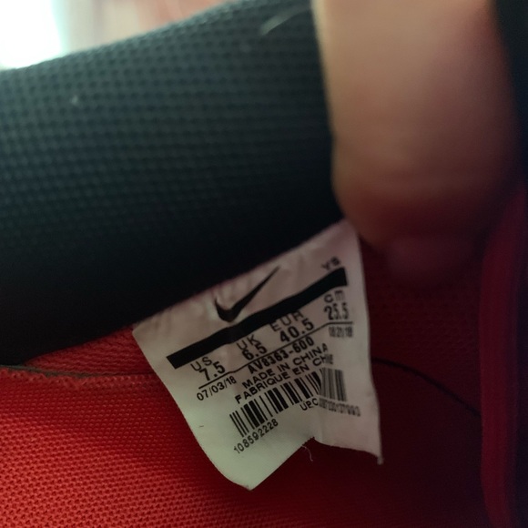 Mens Air Force 1 ‘07 “Habanero Red” - Picture 7 of 7